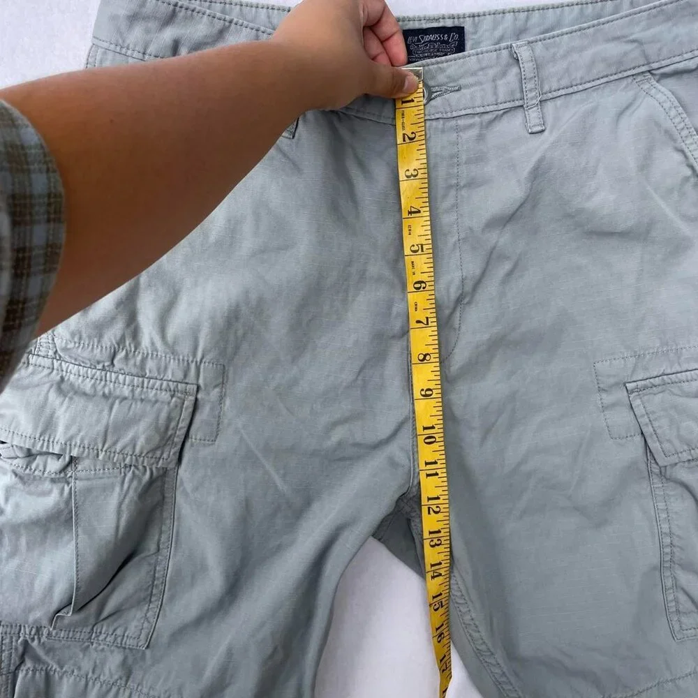 Levi's Gray 5-Pocket Men Cargo Shorts Sz 34 Gorpcore Outdoor Camping Utility
